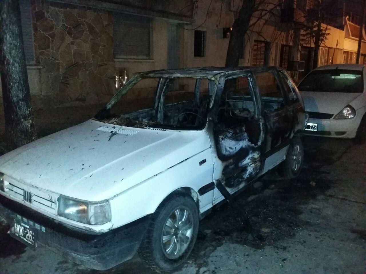 Quemacoches: 62 autos en 2016