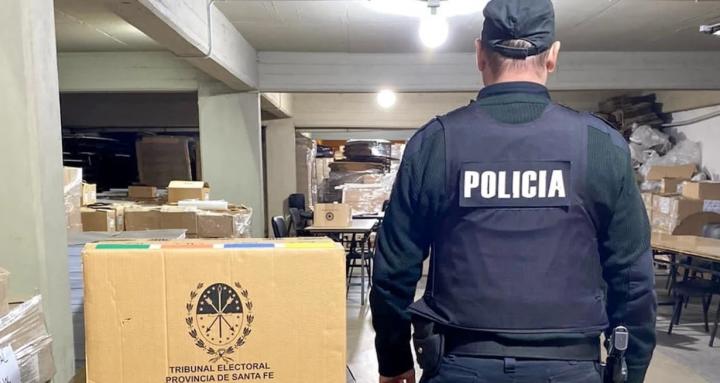 4000 policías estarán a cargo de la seguridad en las escuelas