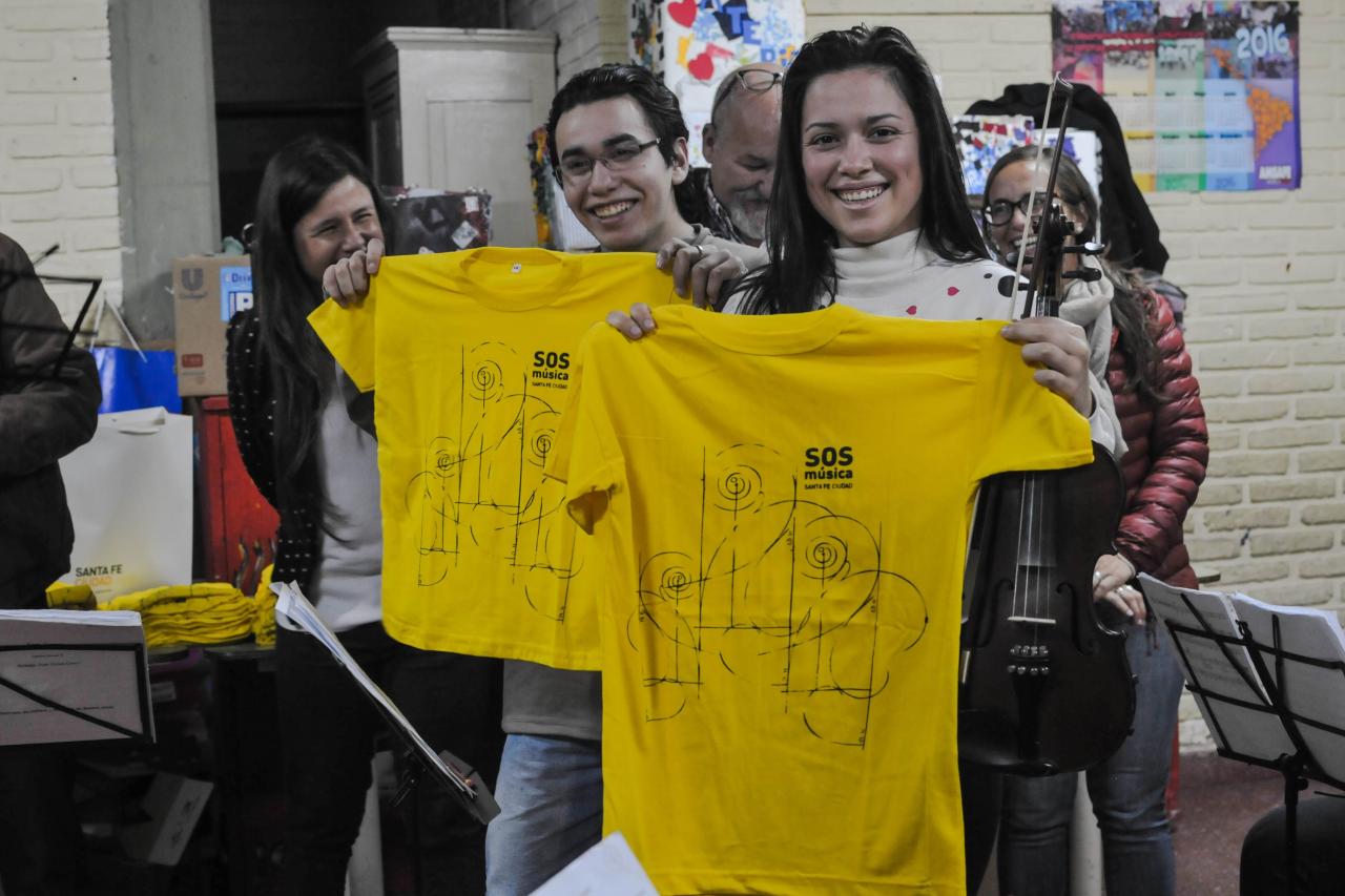 Viajan a Paraguay los chicos de SOS Música