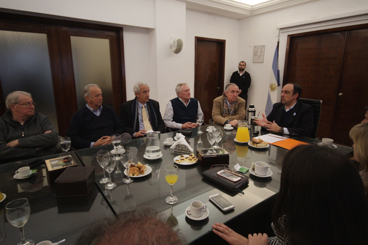 Corral analizó proyectos estratégicos para Santa Fe