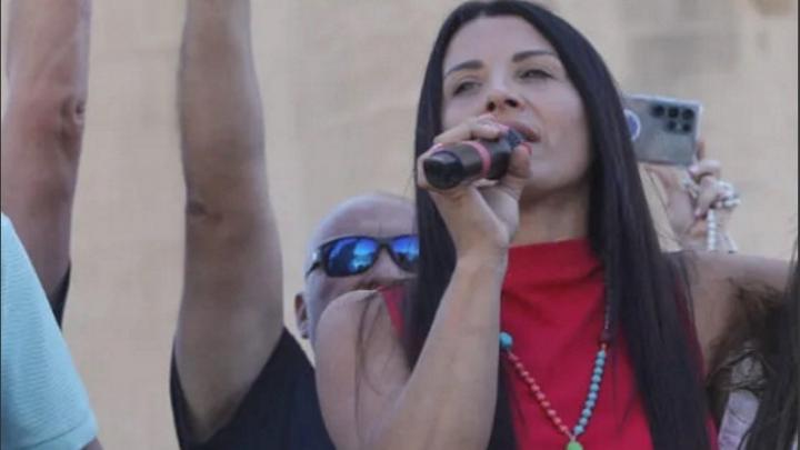 Revuelo por las declaraciones de Leda sobre el cáncer en Chile