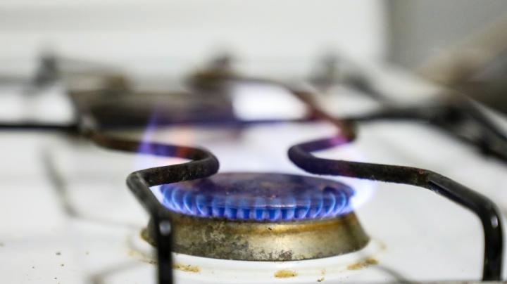 Hay que pasar el verano: el gas aumentaría más de un 100%