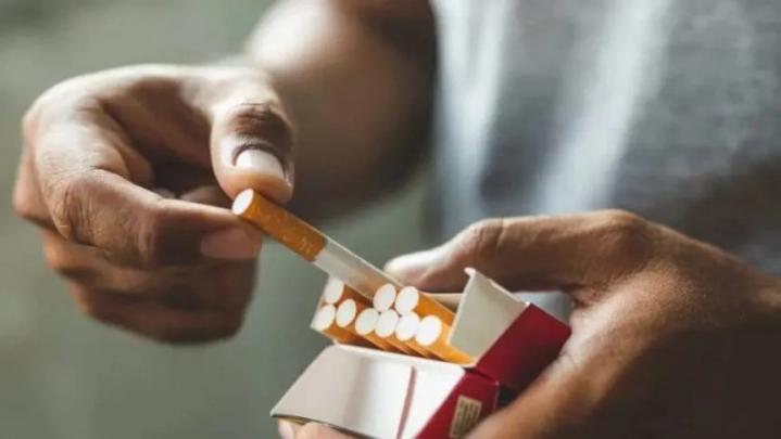 Atención fumadores: aumentaron los cigarrillos un 30%