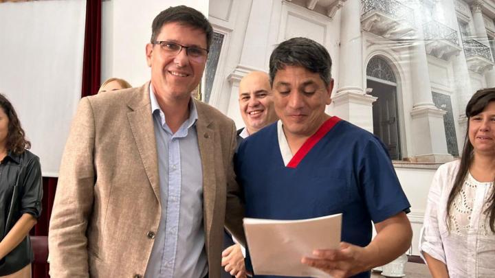 Provincia aportó $30 millones para 11 escuelas de Esperanza