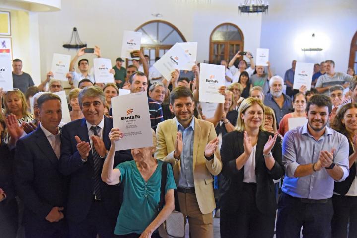 Pullaro anunció más viviendas para Venado Tuerto
