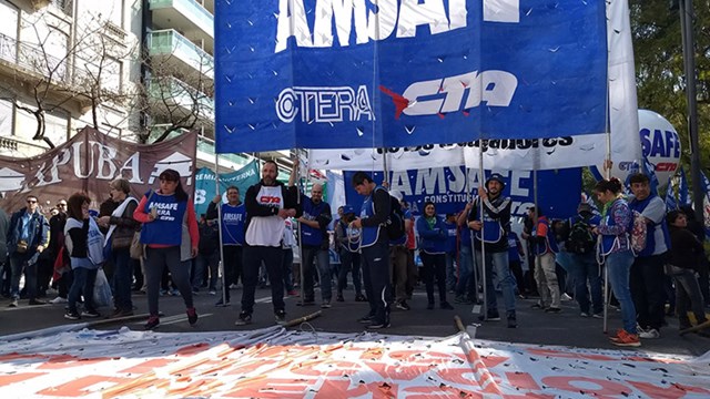 Los maestros denunciaron al gobierno de Santa Fe