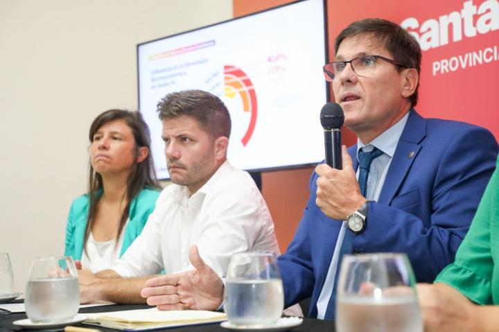 Santa Fe convocó a un Acuerdo por la Alfabetización