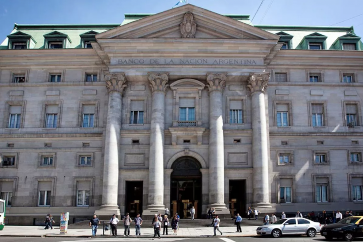 El Gobierno avanza con la privatización del Banco Nación