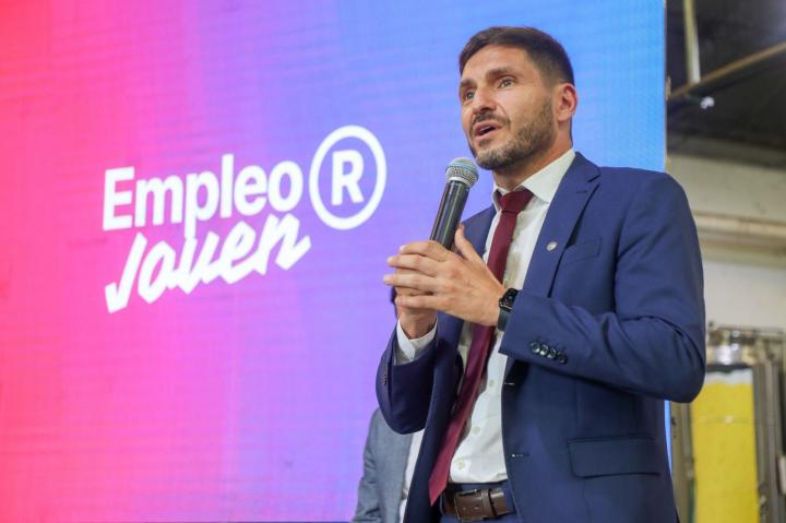 Pullaro presentó el programa Empleo Joven 2024