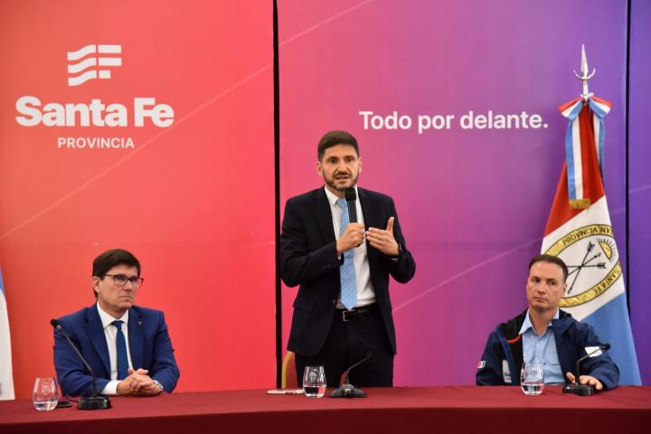 Pullaro anunció una inversión en educación de más $100.000 millones en 4 años