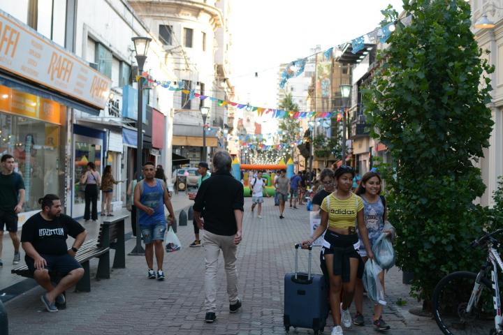 ¿Vuelve el horario corrido en el comercio de Santa Fe?