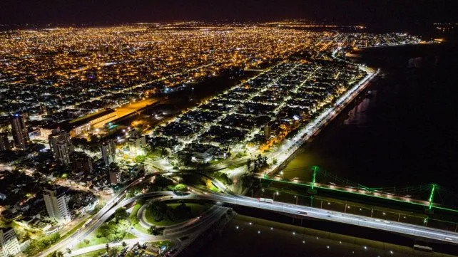 Un año de trabajo llevará “iluminar” la ciudad de Santa Fe