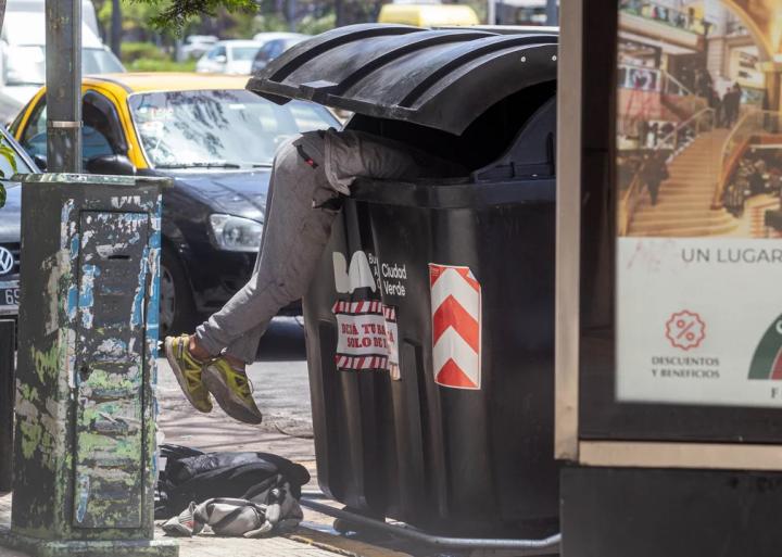 Una familia debe ganar 690.000 pesos para no ser pobre