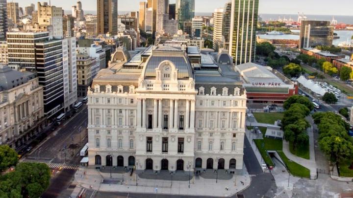 El Gobierno le cambiará el nombre al Centro Cultural Kirchner