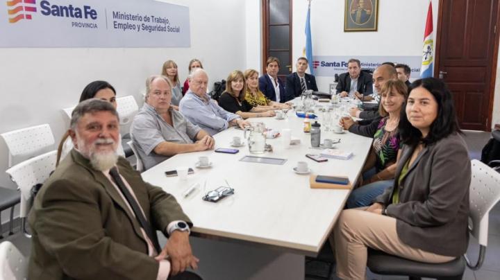 Ofrecen a los médicos una amplia propuesta salarial y laboral