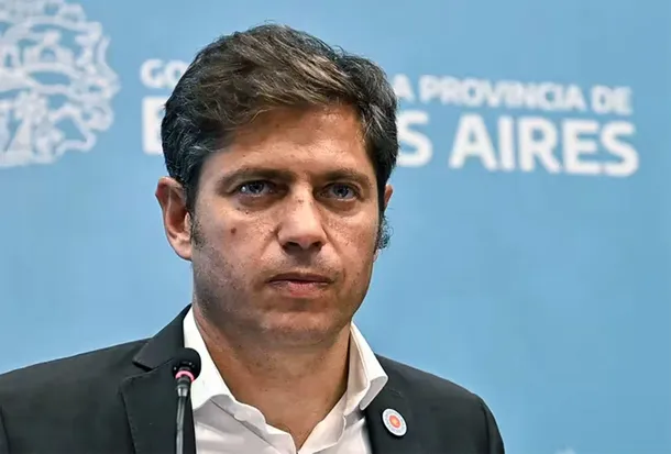 Kicillof se la jugó: aumentó 7,5% los sueldos de docentes y estatales 