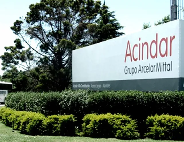 Hornos apagados en Acindar: 5000 trabajadores suspendidos