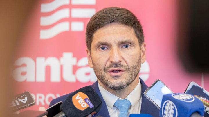 Pullaro en Rafaela: reunión de gabinete y acto del 9 de Julio