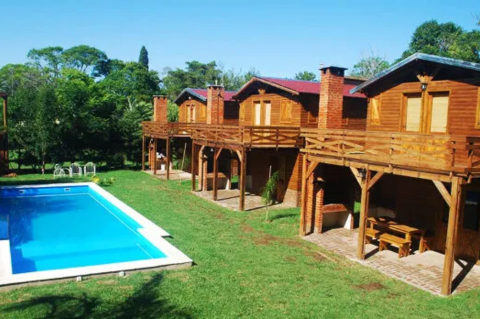 Las cabañas de la costa en sintonía con la recesión del país