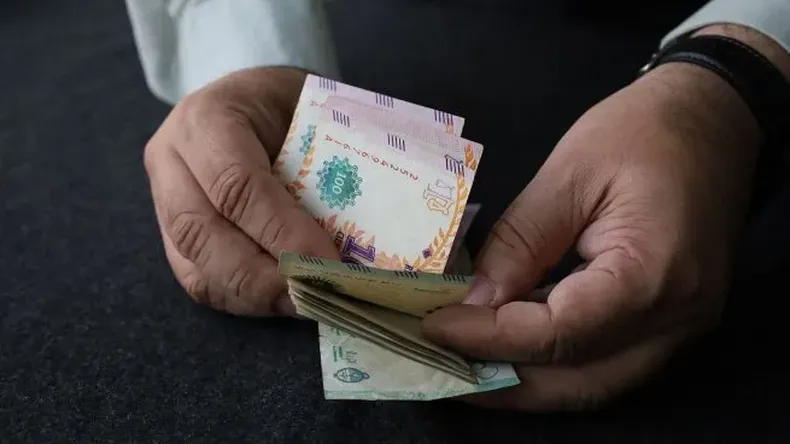 El gobierno dispuso que el salario mínimo sea de $271.571 en octubre