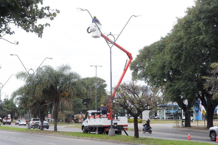 Santa Fe: avanza la recuperación de la red de alumbrado público