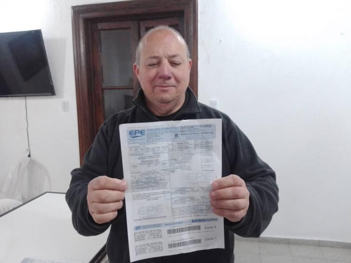  Un cura de Santa Fe pidió ayuda a los fieles para pagar la luz 