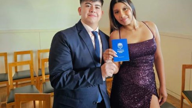 La única pareja de Santa Fe que desafió al martes 13 y se casó