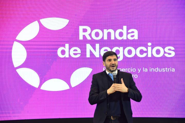 Pullaro, el aliado del campo, el comercio y la industria