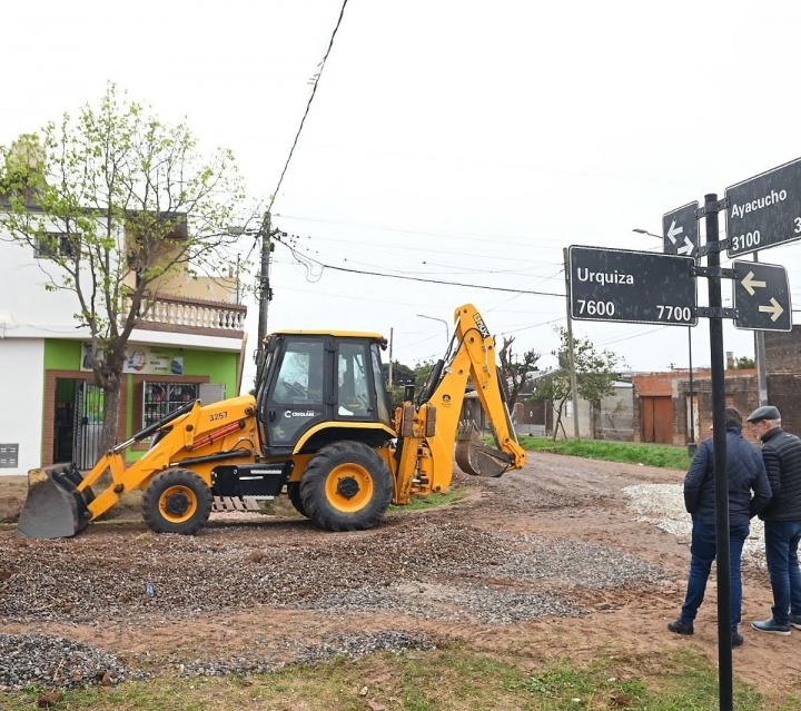 Respuesta a vecinos: mejoran accesos a barrios de la capital