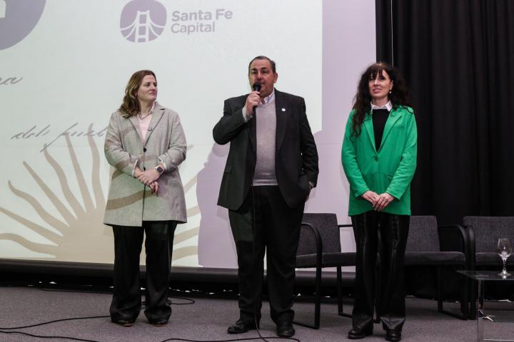 Poletti abrió un conversatorio por los 30 años de la reforma constitucional