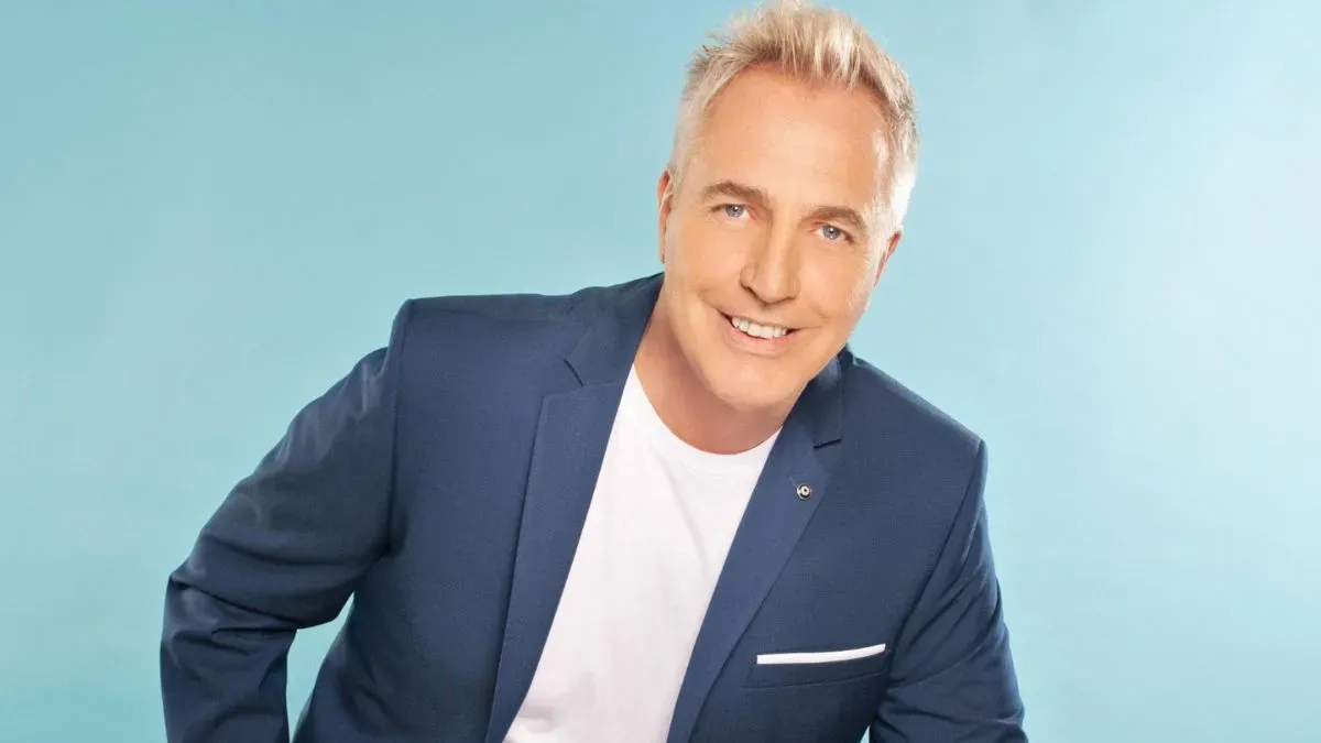 Denuncian a Marley por presunta corrupción de menores