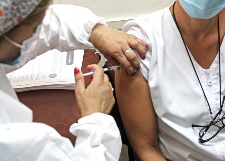 Santa Fe comienza a vacunar contra el dengue