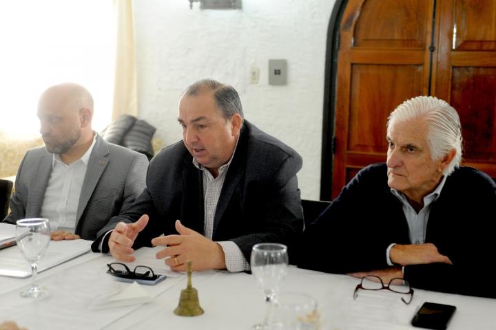 El intendente de Santa Fe reunió a las entidades productivas