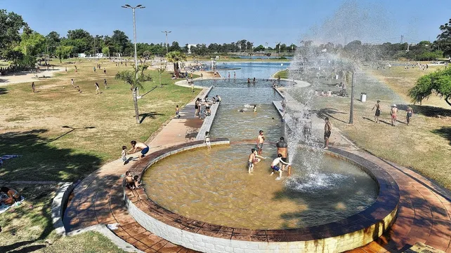 La municipalidad pone a punto los parques de la Capital