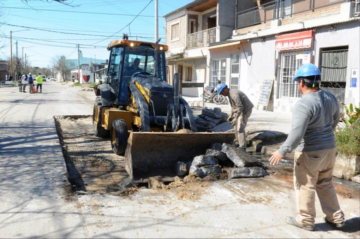 Intenso trabajo de mantenimiento vial: 1 km de bacheo en 1 semana
