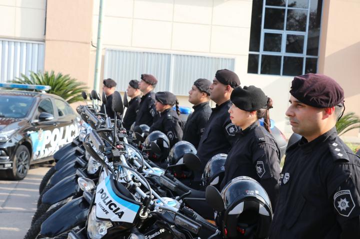 Provincia inició la entrega de motos a la Policía de Santa Fe