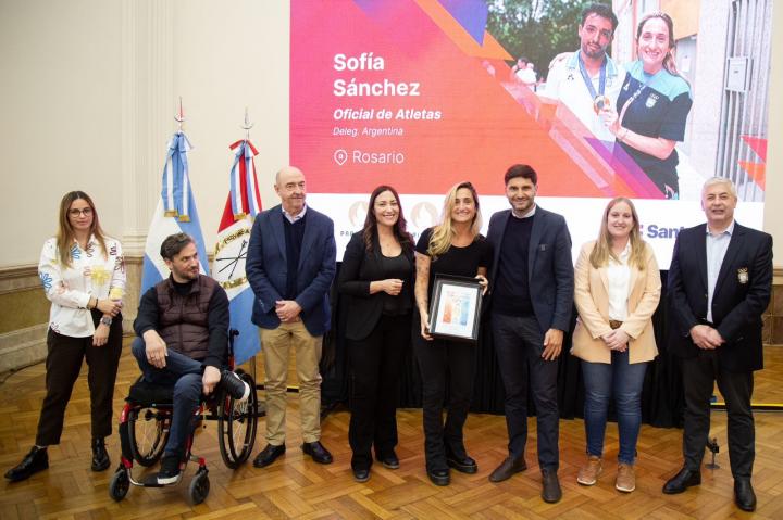 París 2024: Pullaro reconoció a deportistas santafesinos