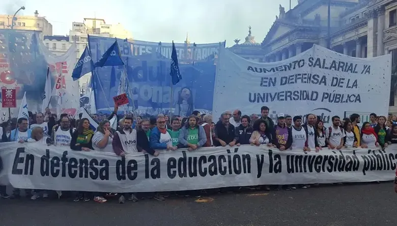 Nación acusó a las universidades de “inventar alumnos” 