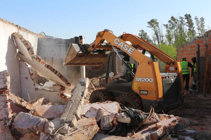 Derriban el búnker de droga número 33 en la provincia