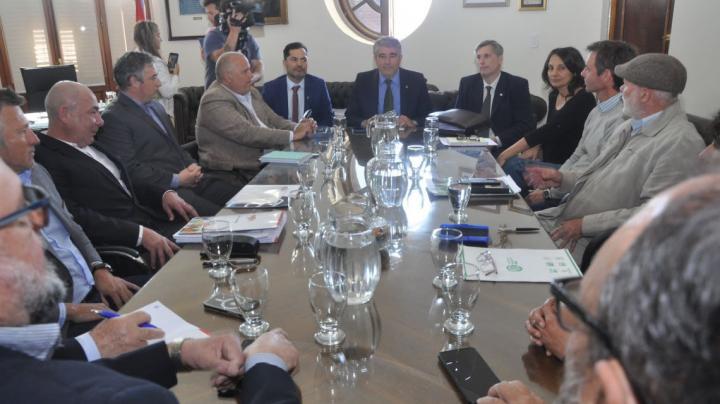 Provincia habla de “salarios por encima de la inflación”