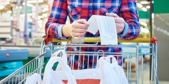 Las ventas minoristas no encuentran piso: cayeron 15% en lo que va del año