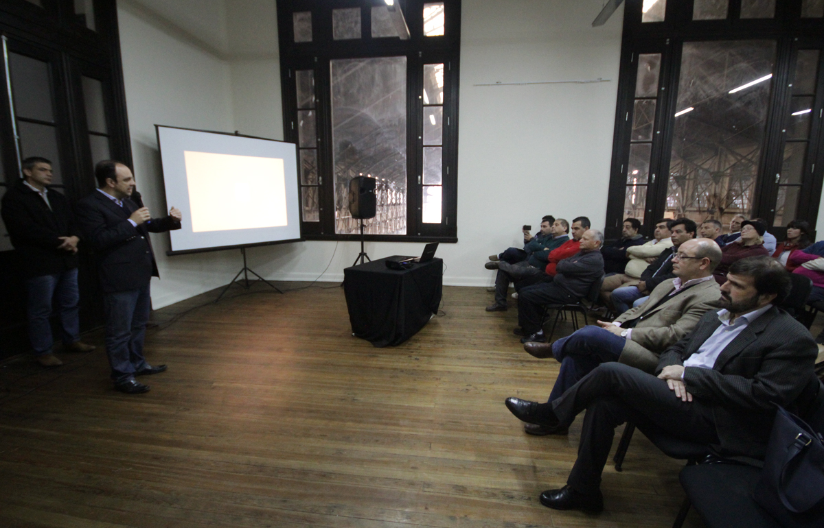 Abren una oficina virtual de trámites para taxistas