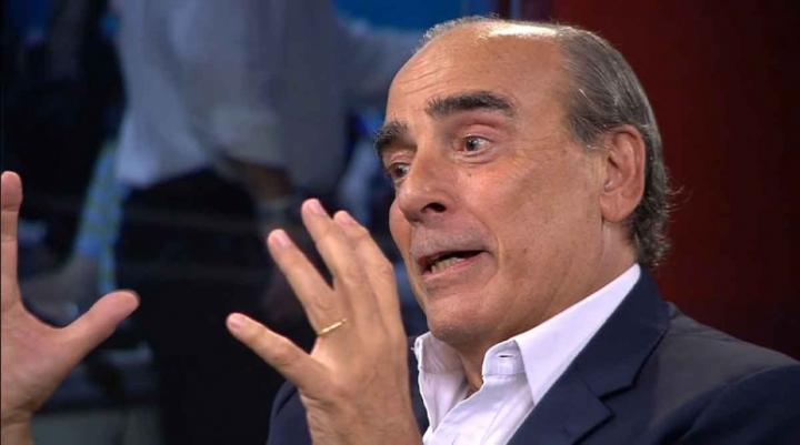 El gobierno ahora dice que “los hospitales deben pasar a las provincias”