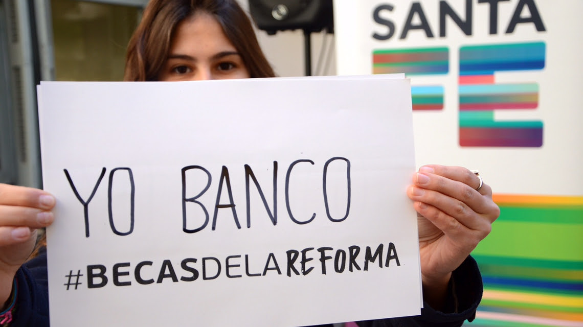 La provincia adelanta la entrega de becas 