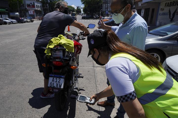 Controles de tránsito: ya se retienen más motos que autos