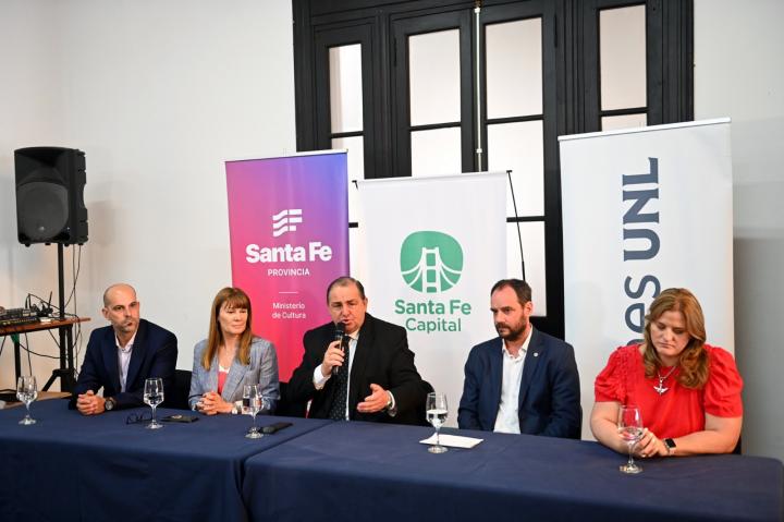 La Feria del Libro de Santa Fe abre sus puertas