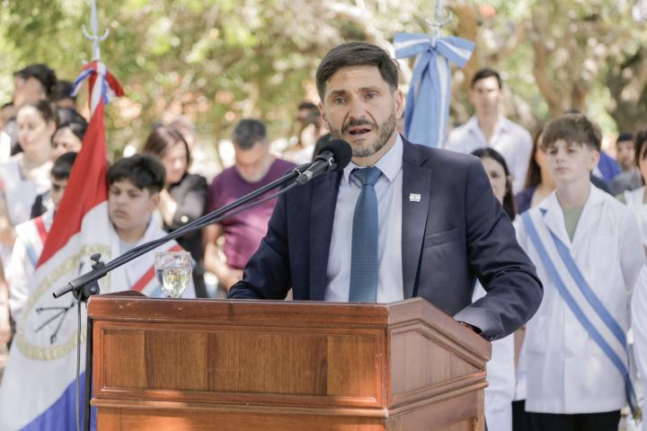 Pullaro: “La provincia invencible de Santa Fe será la capital del interior”