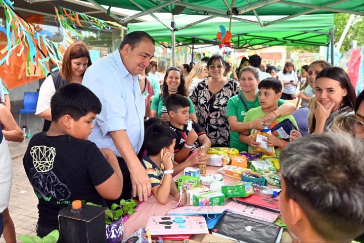 Estaciones Municipales: exitoso cierre anual de intenso trabajo
