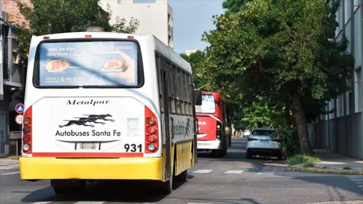 Colectivos: empresarios piden más de $1500 el boleto