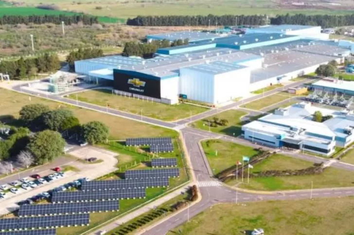 General Motors echó a 309 empleados y ya son 500 en un año